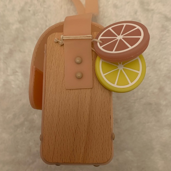 Zara Purse - Picture 3 of 3